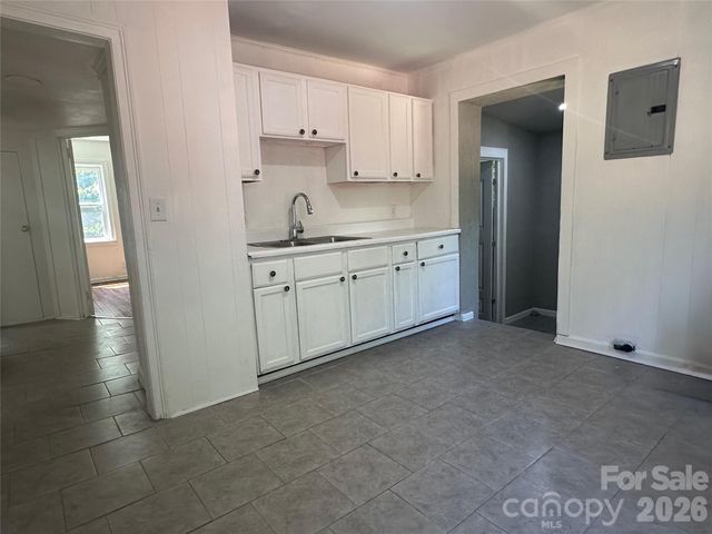 1005 William Drive, Winston Salem, NC 27127