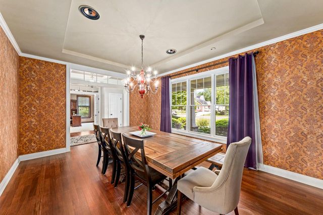 N74W16173 Stonewood DRIVE, Menomonee Falls, WI 53051