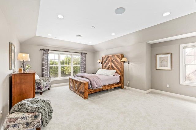 N74W16173 Stonewood DRIVE, Menomonee Falls, WI 53051