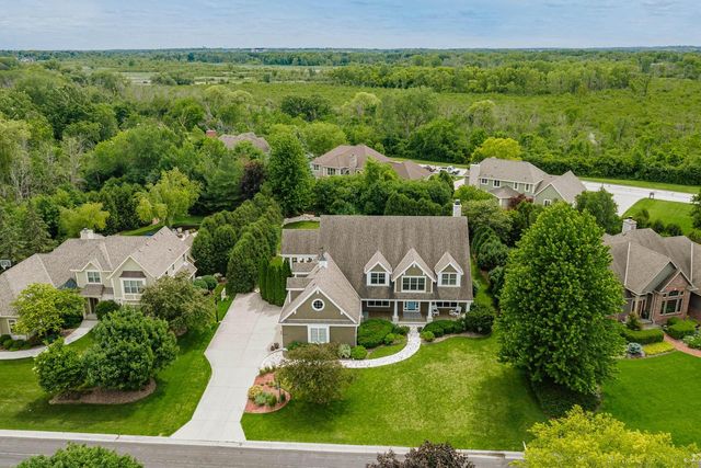 N74W16173 Stonewood DRIVE, Menomonee Falls, WI 53051