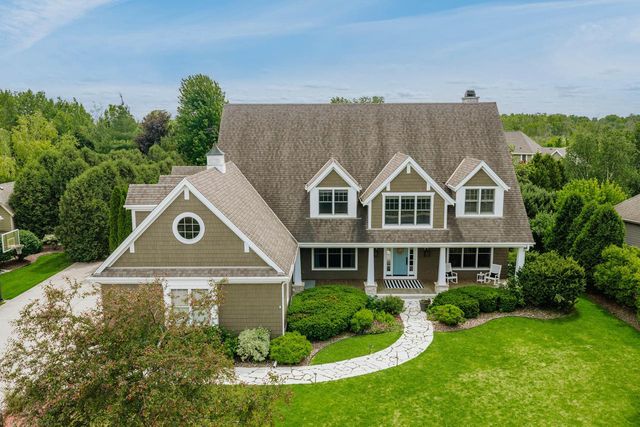 N74W16173 Stonewood DRIVE, Menomonee Falls, WI 53051