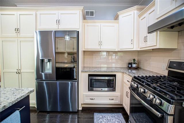 14538 S Mullen Street, Olathe, KS 66062