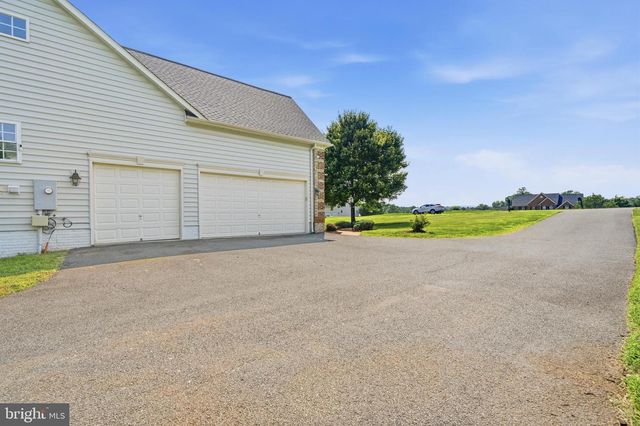 3508 FINISH LINE DR, Gainesville, VA 20155