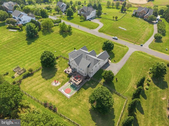 3508 FINISH LINE DR, Gainesville, VA 20155