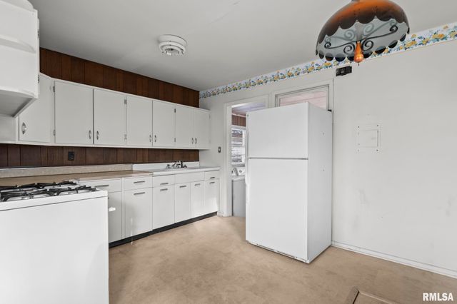 3416 S LINCOLN Avenue, Springfield, IL 62704