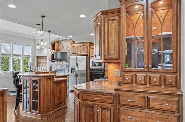 20606 W 88th Terrace, Lenexa, KS 66220