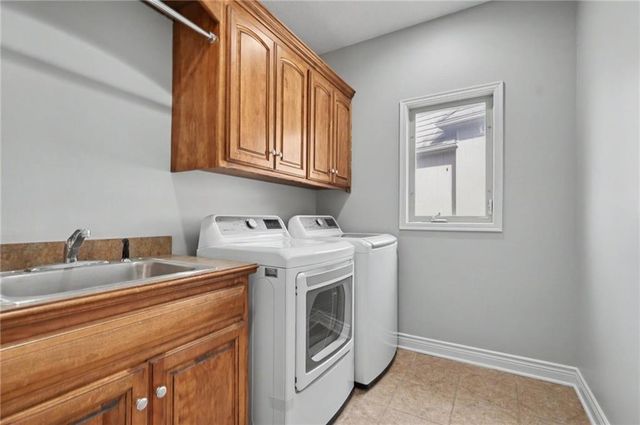 20606 W 88th Terrace, Lenexa, KS 66220