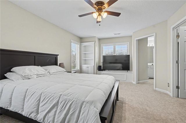 20606 W 88th Terrace, Lenexa, KS 66220