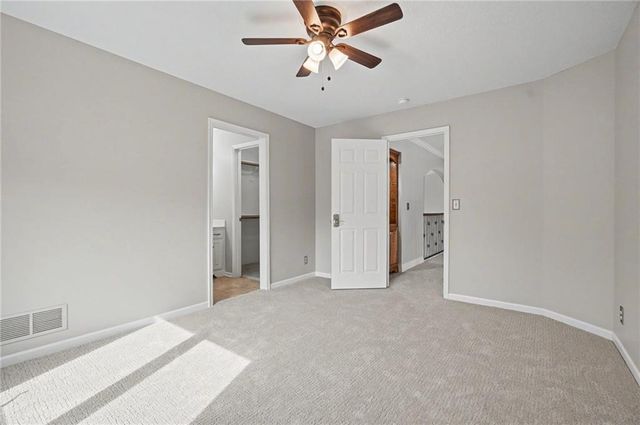 20606 W 88th Terrace, Lenexa, KS 66220