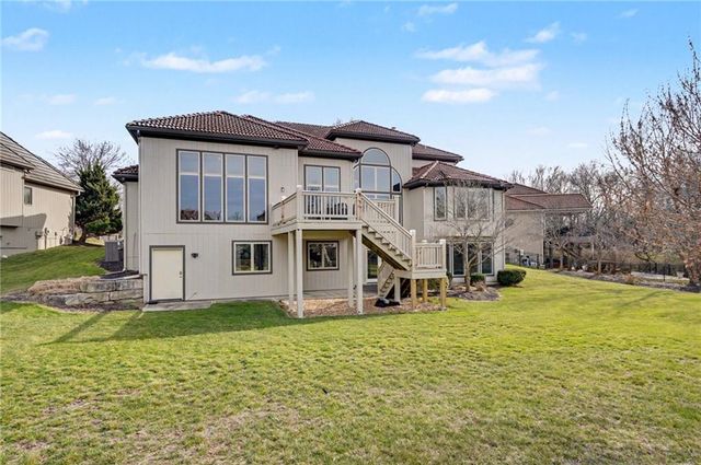 20606 W 88th Terrace, Lenexa, KS 66220