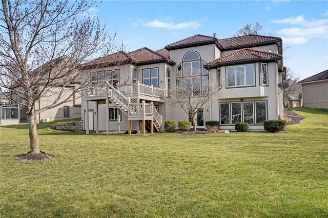 20606 W 88th Terrace, Lenexa, KS 66220