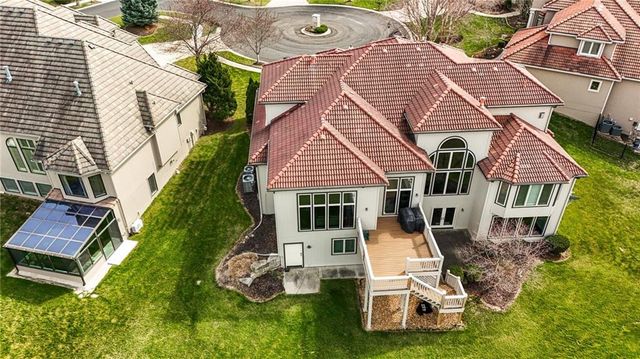 20606 W 88th Terrace, Lenexa, KS 66220