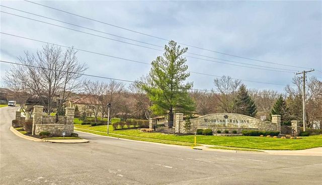 20606 W 88th Terrace, Lenexa, KS 66220