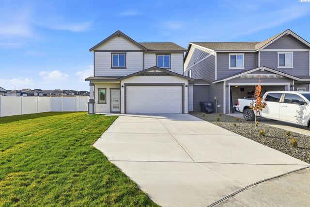 7681 Grapevine Ct, West Richland, WA 99353