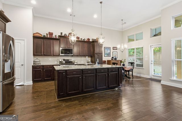 2668 Limestone Creek Drive, Gainesville, GA 30501