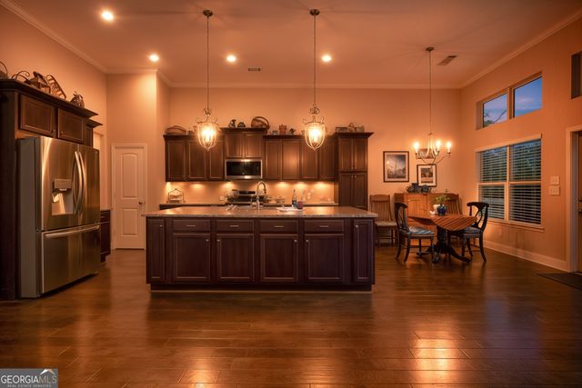 2668 Limestone Creek Drive, Gainesville, GA 30501