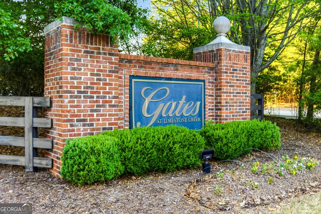 2668 Limestone Creek Drive, Gainesville, GA 30501