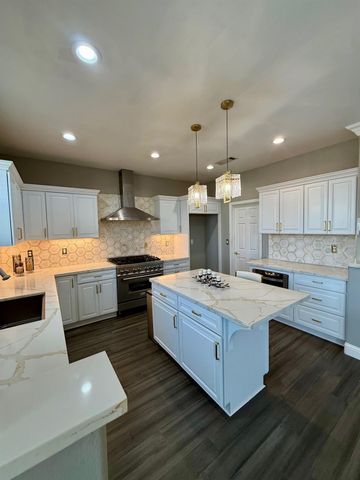 2689 Glade Avenue, Madera, CA 93637