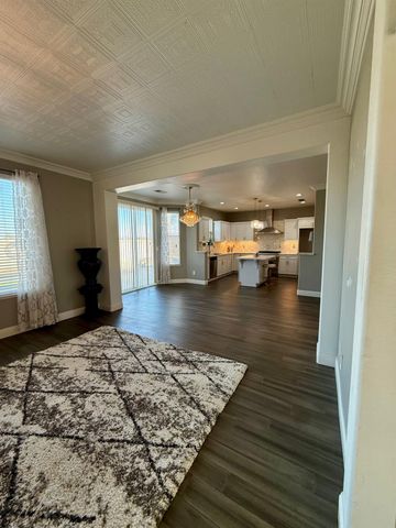 2689 Glade Avenue, Madera, CA 93637