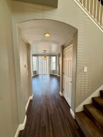 2689 Glade Avenue, Madera, CA 93637