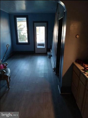 931 W SPRUCE ST, Coal Township, PA 17866