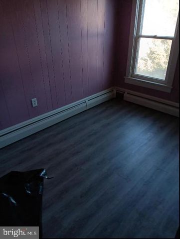 931 W SPRUCE ST, Coal Township, PA 17866