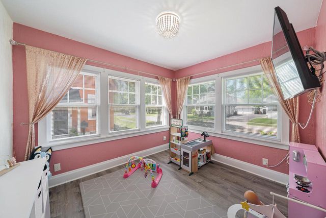 390 ELM STREET, Menasha, WI 54952