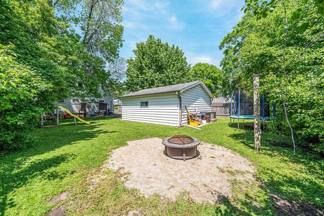 390 ELM STREET, Menasha, WI 54952