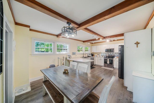 390 ELM STREET, Menasha, WI 54952