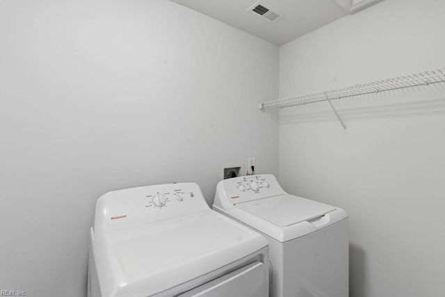 2560 Banbury CT, Hayes, VA 23072