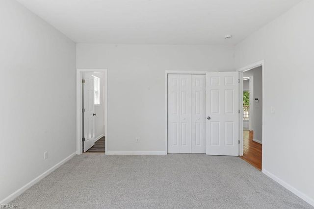 2560 Banbury CT, Hayes, VA 23072