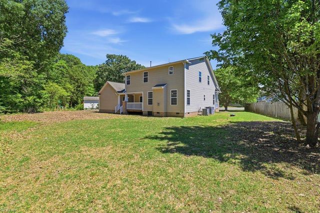 2560 Banbury CT, Hayes, VA 23072