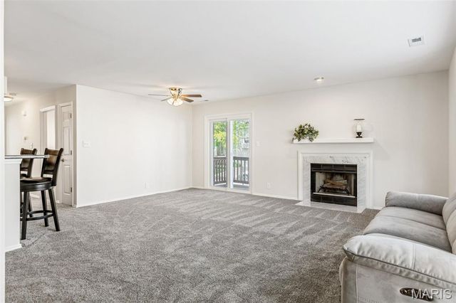 1524 Whispering Creek Drive A, Ballwin, MO 63021