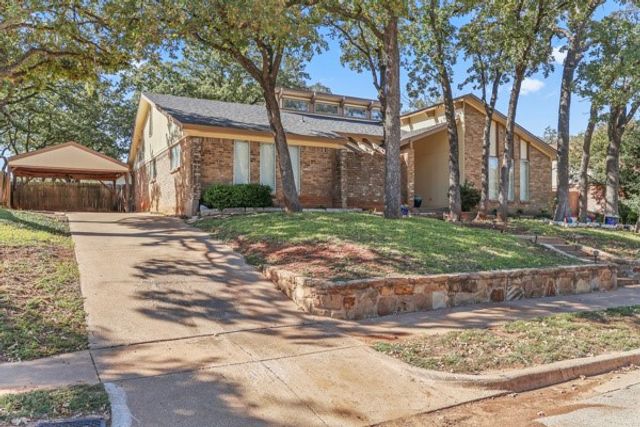 3405 Scenic Hills Drive, Bedford, TX 76021