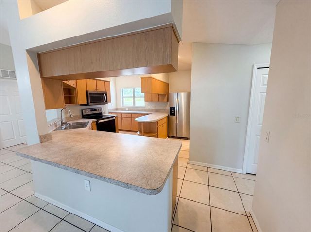 8383 PINEWOOD AVENUE, Brooksville, FL 34613