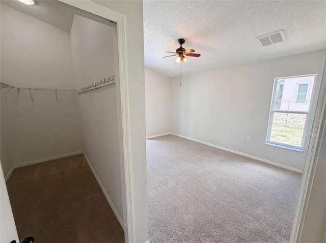 8383 PINEWOOD AVENUE, Brooksville, FL 34613