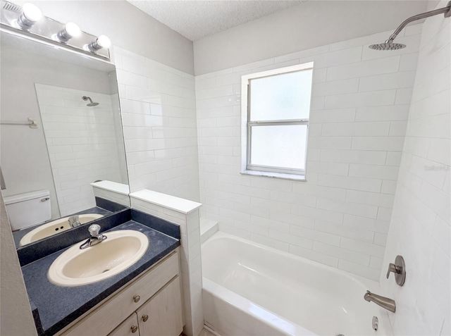 8383 PINEWOOD AVENUE, Brooksville, FL 34613