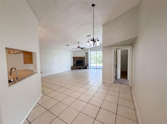 8383 PINEWOOD AVENUE, Brooksville, FL 34613