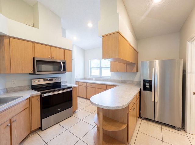 8383 PINEWOOD AVENUE, Brooksville, FL 34613