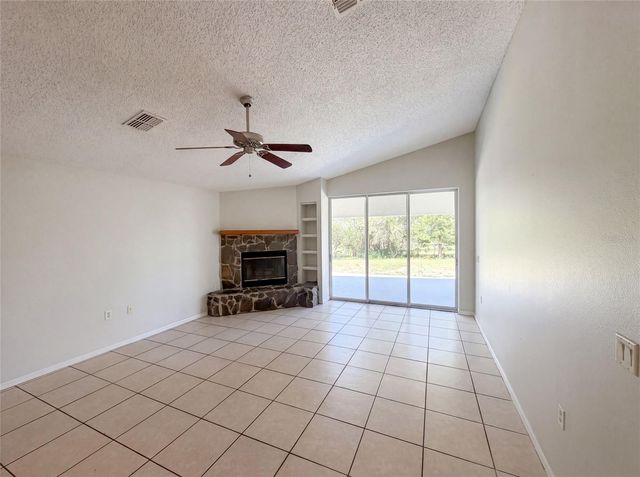 8383 PINEWOOD AVENUE, Brooksville, FL 34613