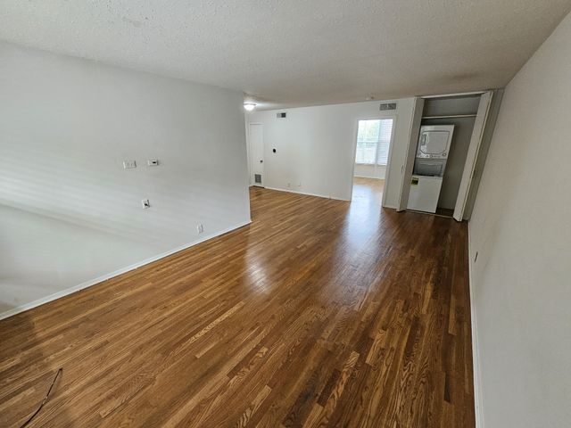 3831 West End Ave Apt 31, Nashville, TN 37205
