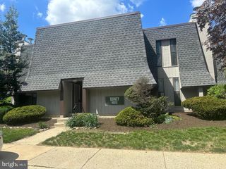 25 S CHURCH RD ##129, Maple Shade, NJ 08052