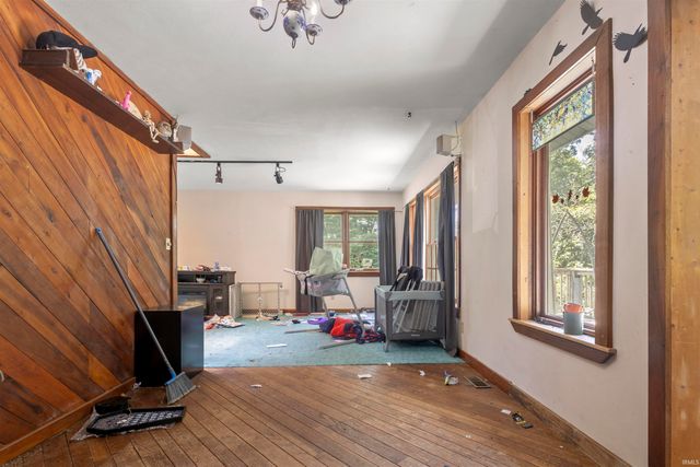 6269 E State Road 54, Bloomfield, IN 47424