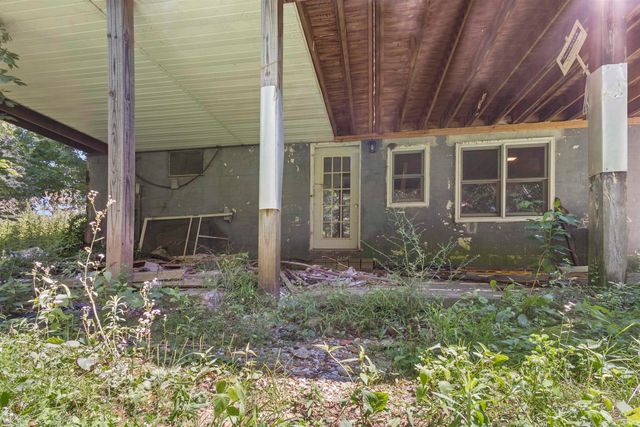 6269 E State Road 54, Bloomfield, IN 47424
