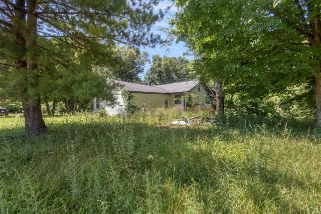 6269 E State Road 54, Bloomfield, IN 47424