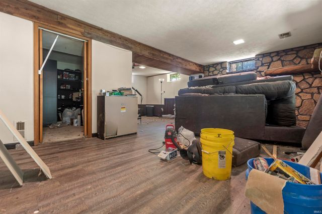 6269 E State Road 54, Bloomfield, IN 47424