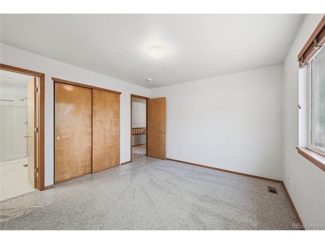 1390 E 96th Pl, Thornton, CO 80229