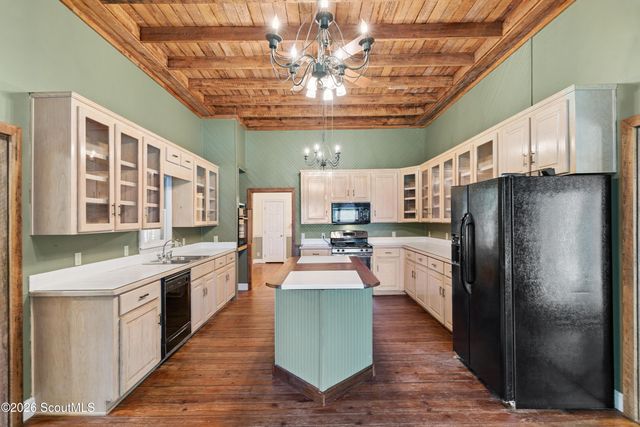 104 Queens Court, Brunswick, GA 31523