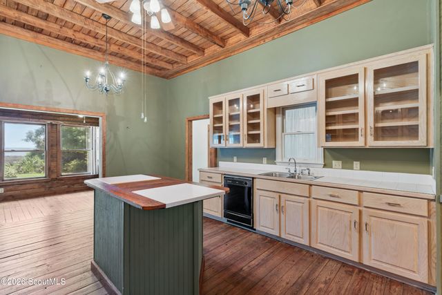 104 Queens Court, Brunswick, GA 31523