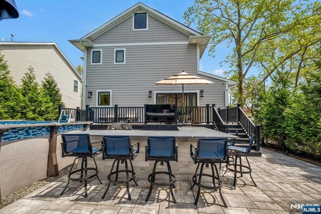 230 Park Avenue, Teaneck, NJ 07666